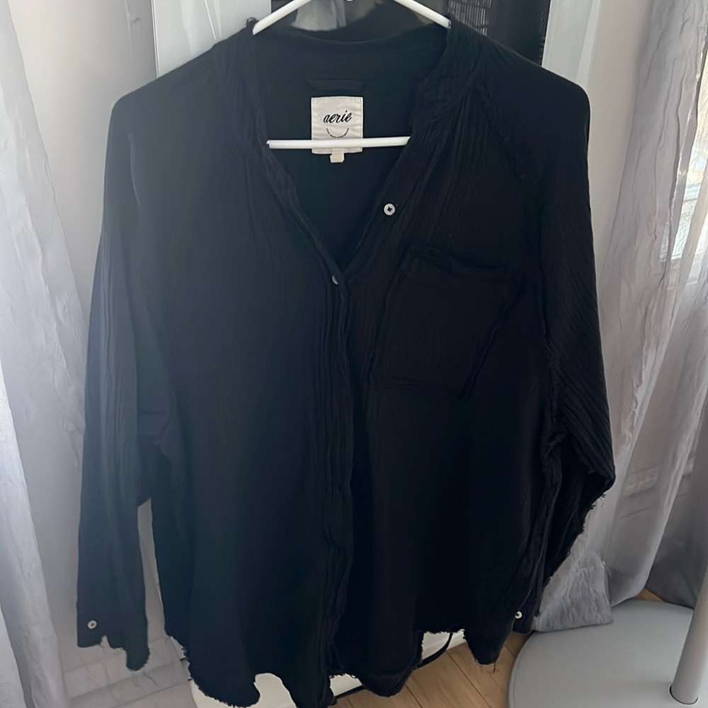 Aerie. Gauze shirt long sleeve. Runs big